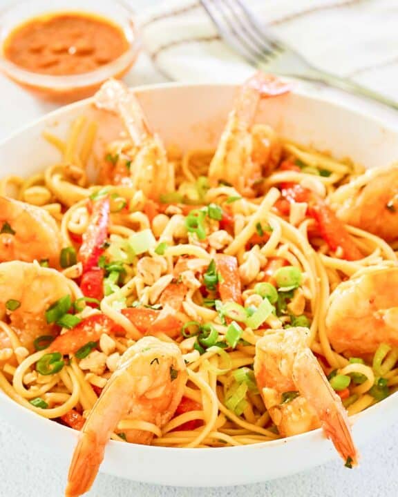 Copycat Planet Hollywood Thai shrimp pasta in a bowl.