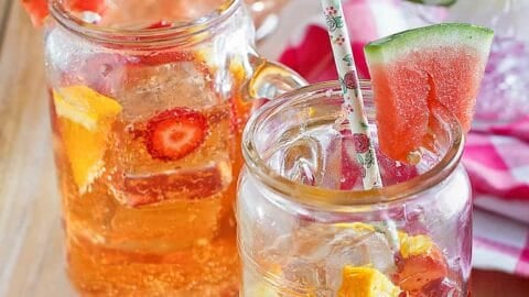 https://copykat.com/wp-content/uploads/2023/08/Olive-Garden-Watermelon-Sangria-Pin-3-480x270.jpg