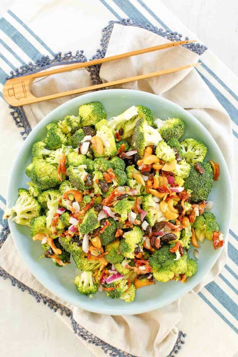 Sweet Tomatoes Joan's Broccoli Madness Salad - CopyKat Recipes