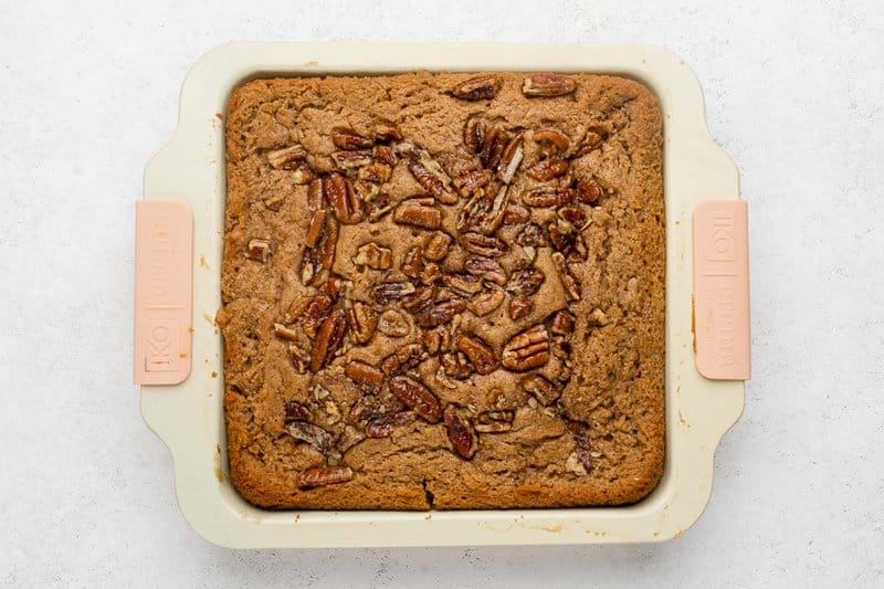 Freshly baked cinnamon coffee cake in the pan.