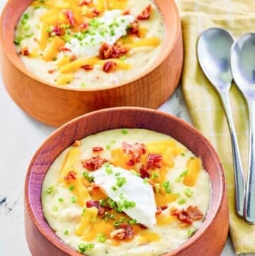 Copycat Panera baked potato soup in two bowls.