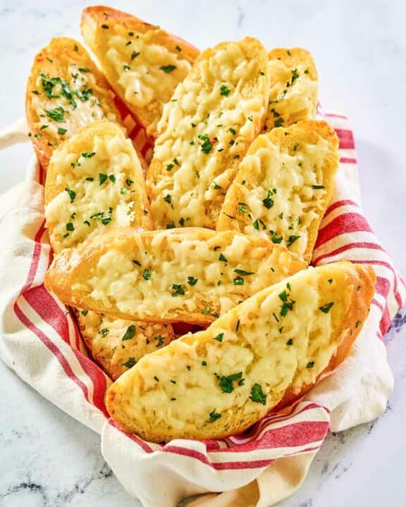 Copycat Pasta House garlic cheese bread in a basket.