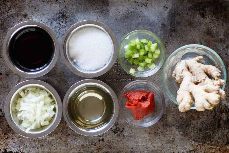 Copycat Benihana ginger salad dressing ingredients in bowls.