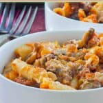 Bowls of baked ziti.