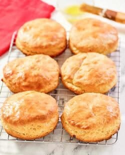 Copycat Bojangles biscuits on a wire rack.
