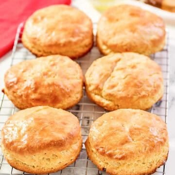 Copycat Bojangles biscuits on a wire rack.