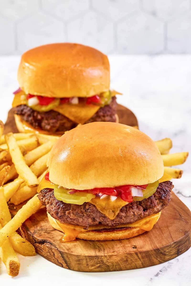 Copycat Chili's big qp burgers and fries.