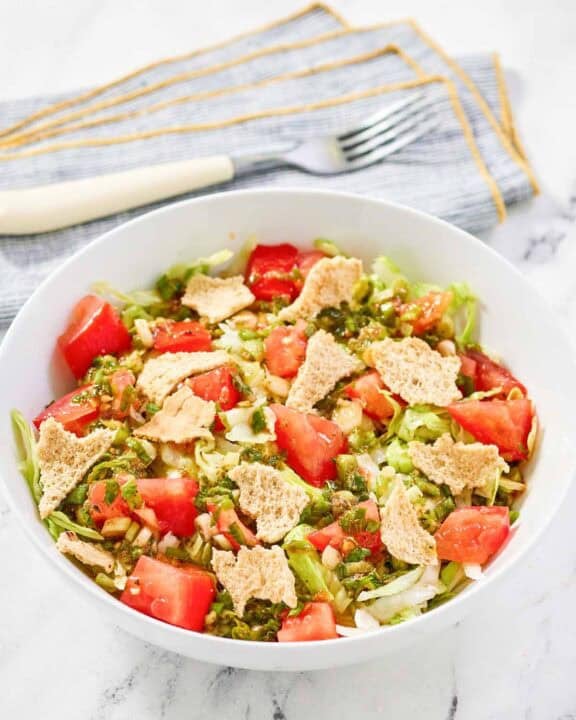 Copycat green jacket salad in a bowl.