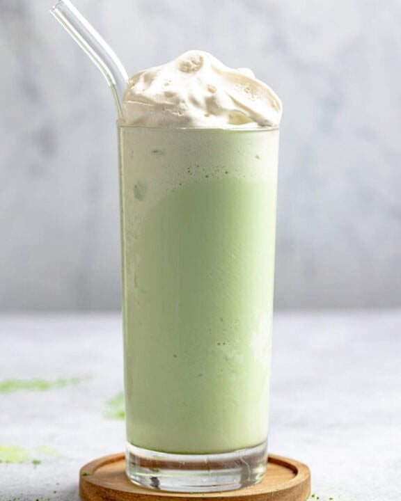 Copycat Starbucks matcha green tea frappuccino in a tall glass.