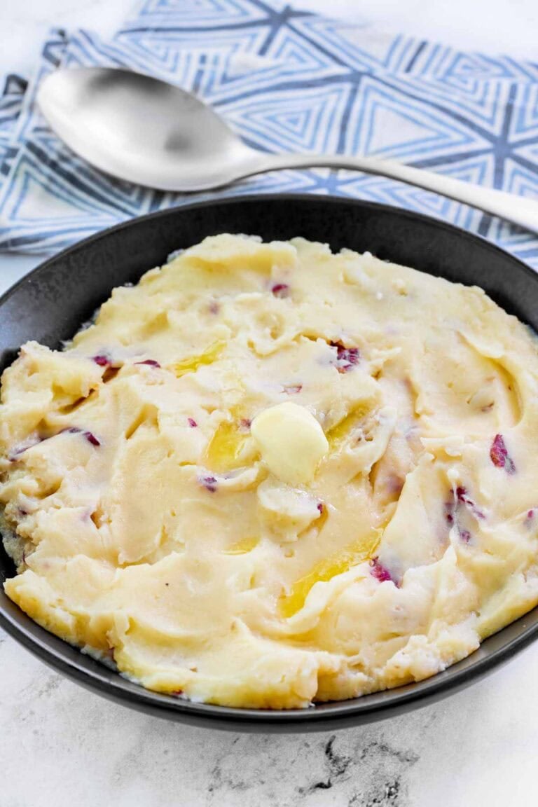 A bowl of copycat Cheesecake Factory mashed potatoes.